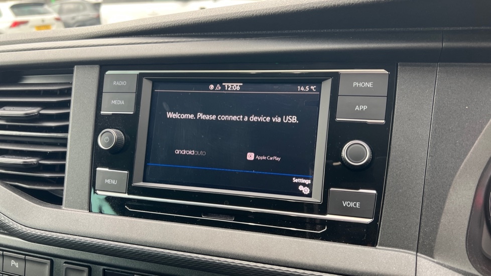 Used Volkswagen Transporter 2024 for sale - 76745209: Photo 26