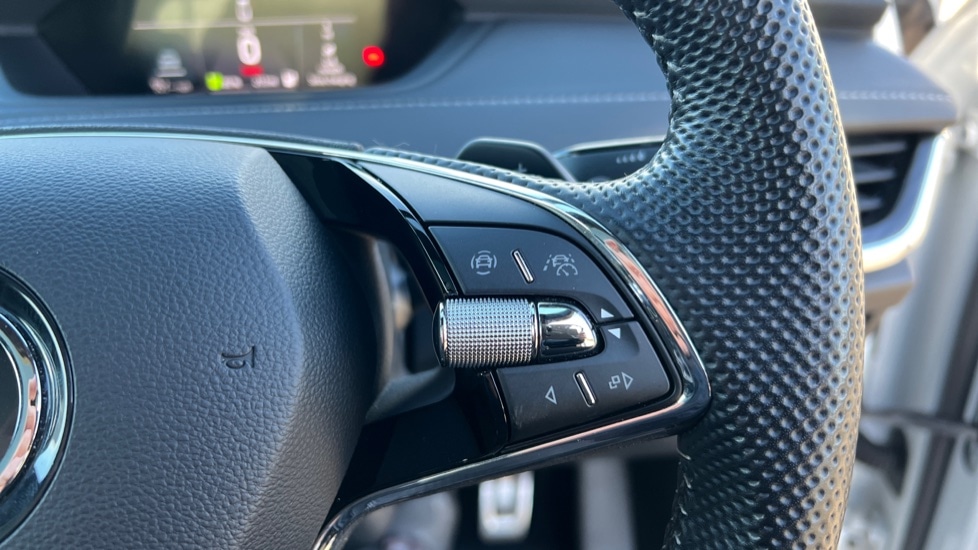 Used Skoda Enyaq 2023 for sale - 76452142: Photo 31