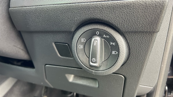 Used Volkswagen Caravelle 2020 for sale - 75641259: Photo 22