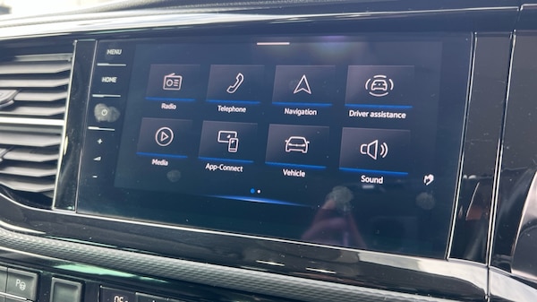 Used Volkswagen Caravelle 2020 for sale - 75641259: Photo 30
