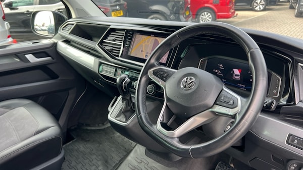 Used Volkswagen Caravelle 2020 for sale - 75641259: Photo 6