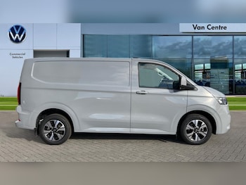 Used Volkswagen Transporter 2025 for sale - 77005289: Photo