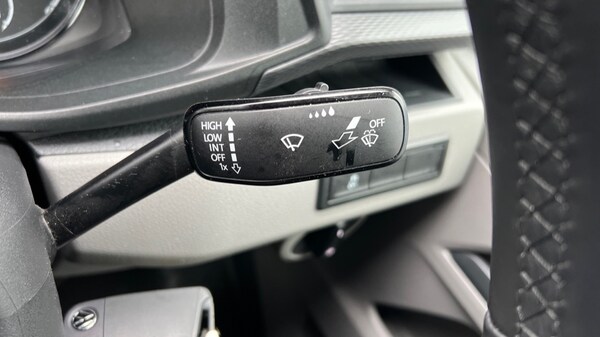 Used Volkswagen Transporter 2024 for sale - 76079248: Photo 29