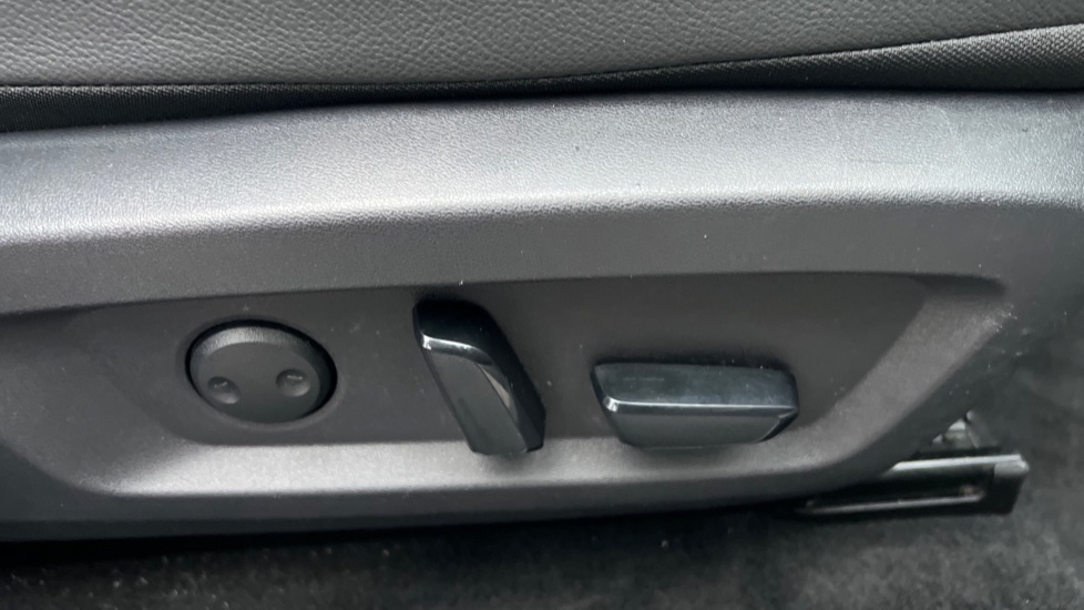 Used Nissan Qashqai 2023 for sale - 76404682: Photo 37