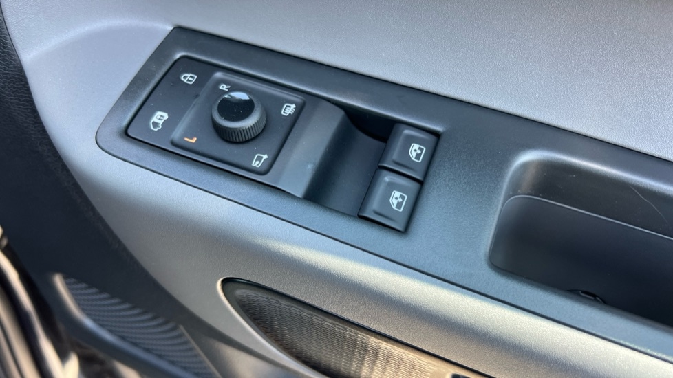 Used Volkswagen ID.Buzz 2025 for sale - 76328171: Photo 39