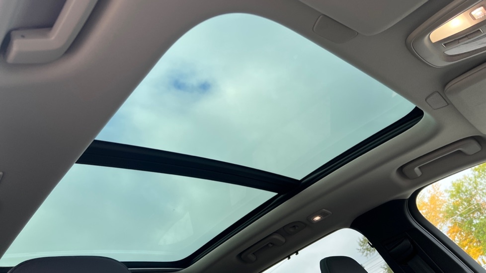 Used Volvo XC90 2025 for sale - 76221717: Photo 24