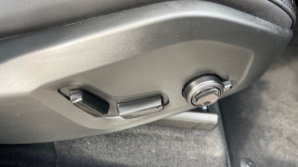 Used Volvo XC90 2025 for sale - 76221717: Photo 37