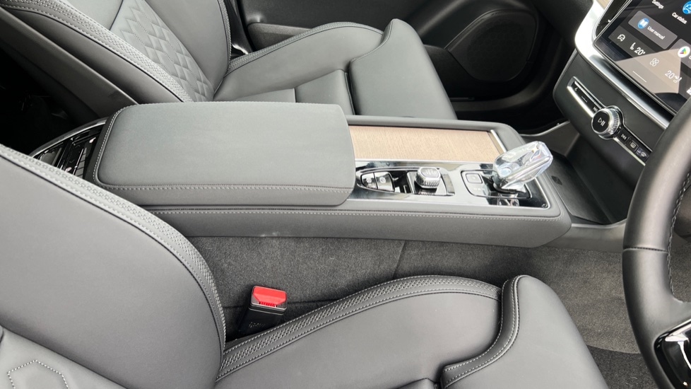 Used Volvo XC90 2025 for sale - 76221717: Photo 38