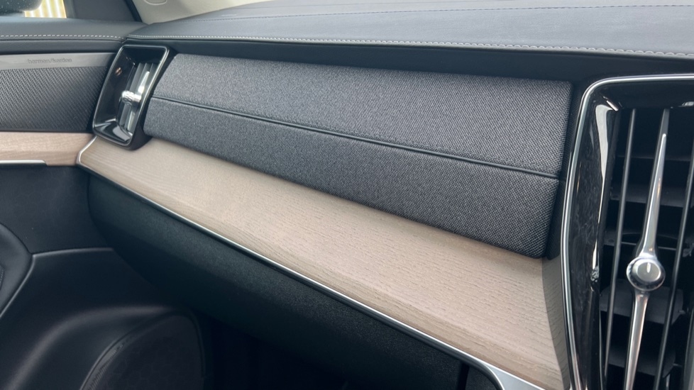 Used Volvo XC90 2025 for sale - 76221717: Photo 45