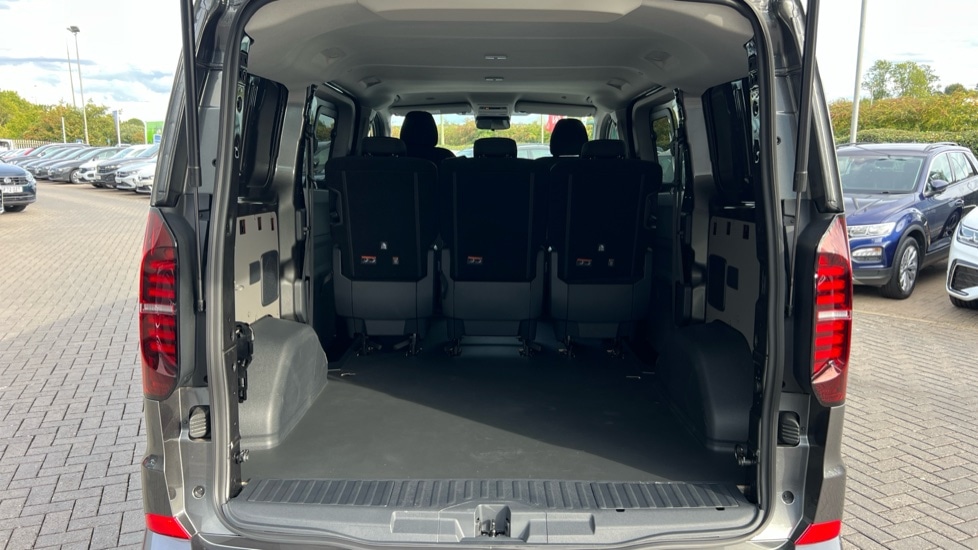 Used Volkswagen Transporter 2025 for sale - 76328282: Photo 10