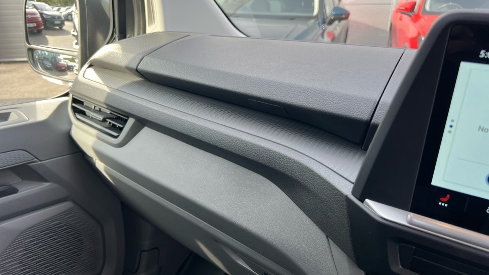 Used Volkswagen Transporter 2025 for sale - 76328282: Photo 36