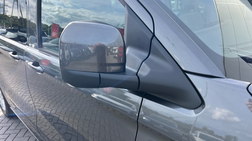 Used Volkswagen Transporter 2025 for sale - 76328282: Photo 42