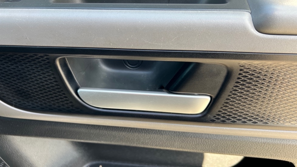 Used Volkswagen ID.Buzz 2023 for sale - 76479889: Photo 40