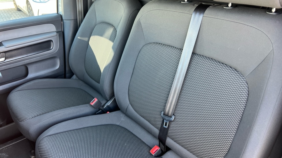 Used Volkswagen ID.Buzz 2024 for sale - 76302352: Photo 17