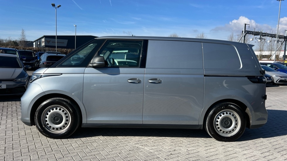 Used Volkswagen ID.Buzz 2024 for sale - 76302352: Photo 18