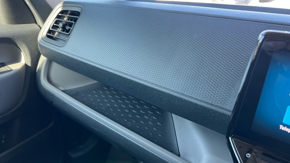 Used Volkswagen ID.Buzz 2024 for sale - 76302352: Photo 36