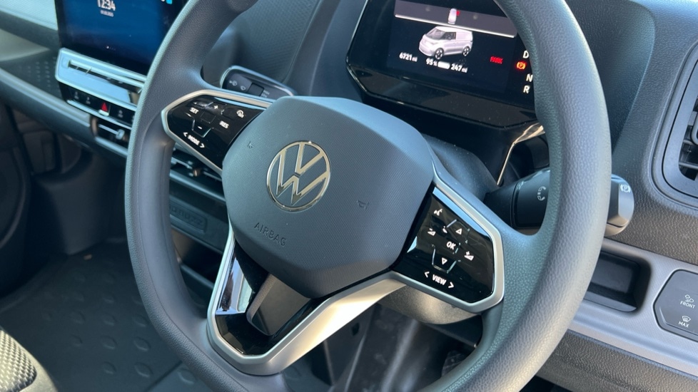 Used Volkswagen ID.Buzz 2024 for sale - 76302352: Photo 39