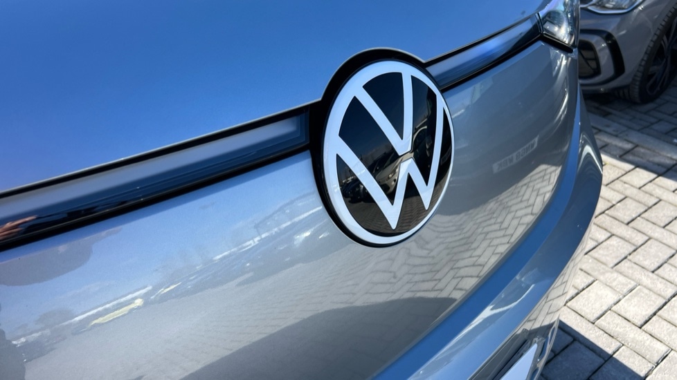 Used Volkswagen ID.Buzz 2024 for sale - 76302352: Photo 40