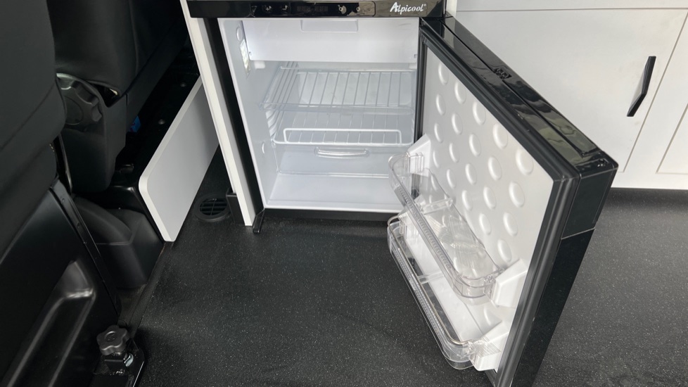 Used Volkswagen Transporter 2024 for sale - 76977669: Photo 36