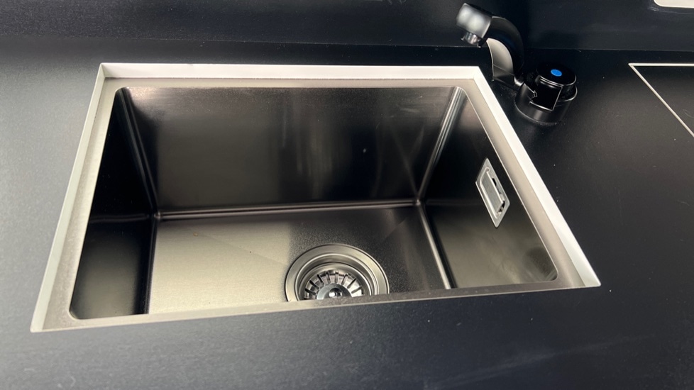 Used Volkswagen Transporter 2024 for sale - 76977669: Photo 38