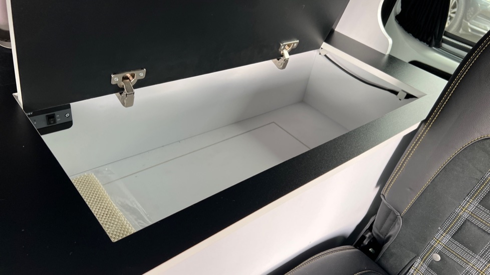 Used Volkswagen Transporter 2024 for sale - 76977669: Photo 39