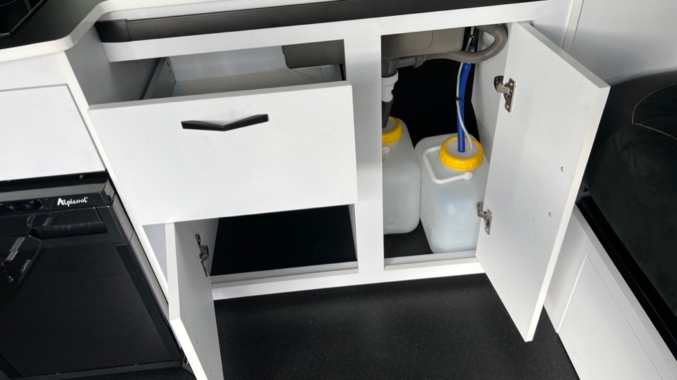 Used Volkswagen Transporter 2024 for sale - 76977669: Photo 41