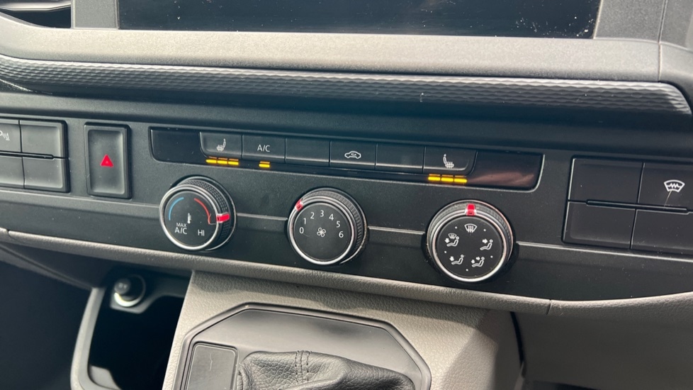 Used Volkswagen Transporter 2022 for sale - 76766361: Photo 13