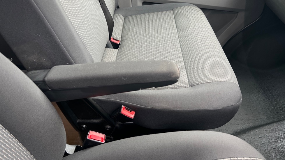 Used Volkswagen Transporter 2022 for sale - 76766361: Photo 38