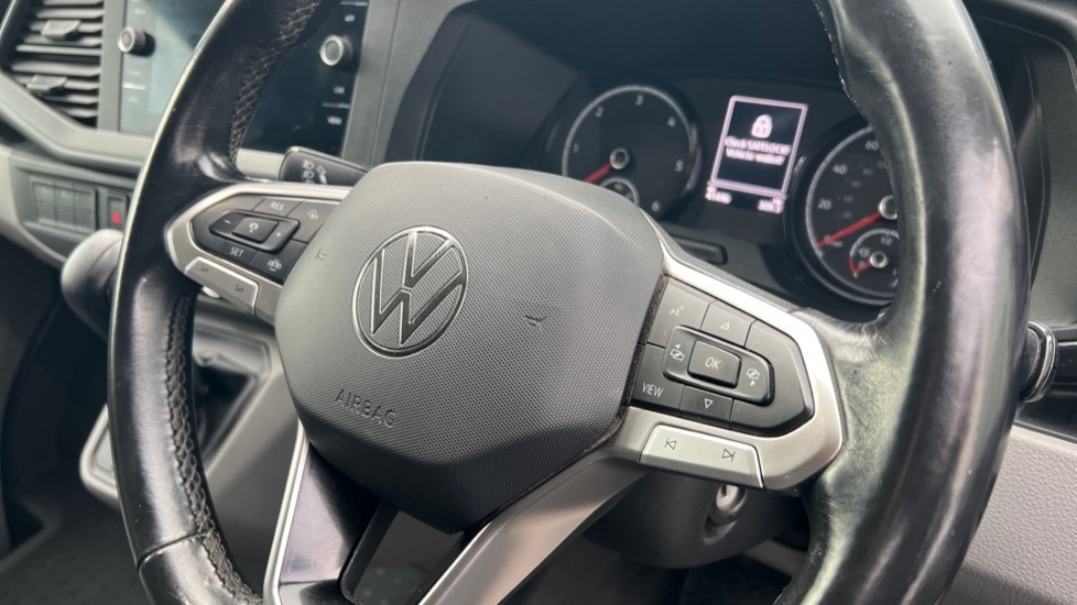 Used Volkswagen Transporter 2022 for sale - 76766361: Photo 39