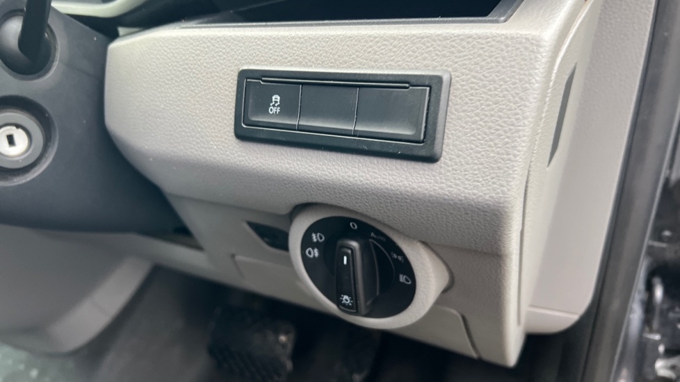 Used Volkswagen Transporter 2022 for sale - 76766361: Photo 40