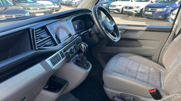 Used Volkswagen California 2023 for sale - 76183922: Photo 2