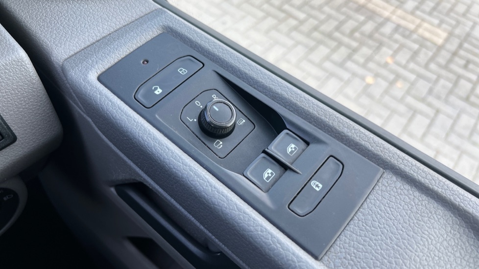 Used Volkswagen Transporter 2020 for sale - 76552294: Photo 23