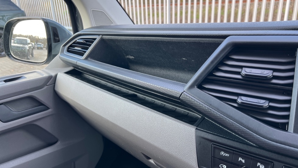Used Volkswagen Transporter 2020 for sale - 76552294: Photo 38