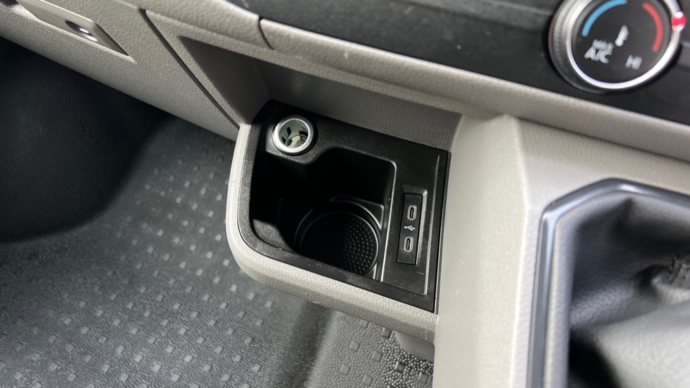 Used Volkswagen Transporter 2021 for sale - 76373013: Photo 37