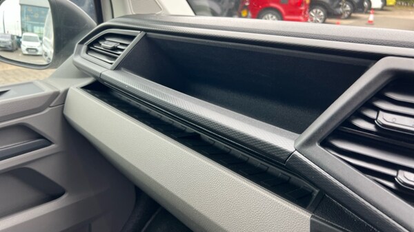 Used Volkswagen Transporter 2022 for sale - 75698619: Photo 23