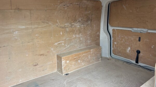 Used Volkswagen Transporter 2022 for sale - 75698619: Photo 9
