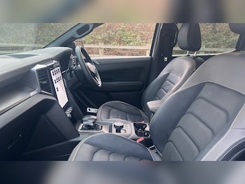 Used Volkswagen Amarok 2024 for sale - 75440053: Photo