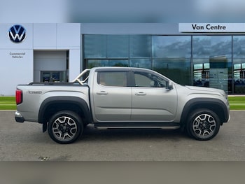 Used Volkswagen Amarok 2024 for sale - 75440053: Photo