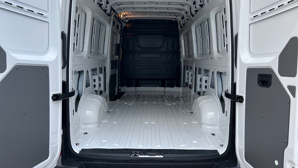 Used Volkswagen Crafter 2025 for sale - 77013018: Photo 10