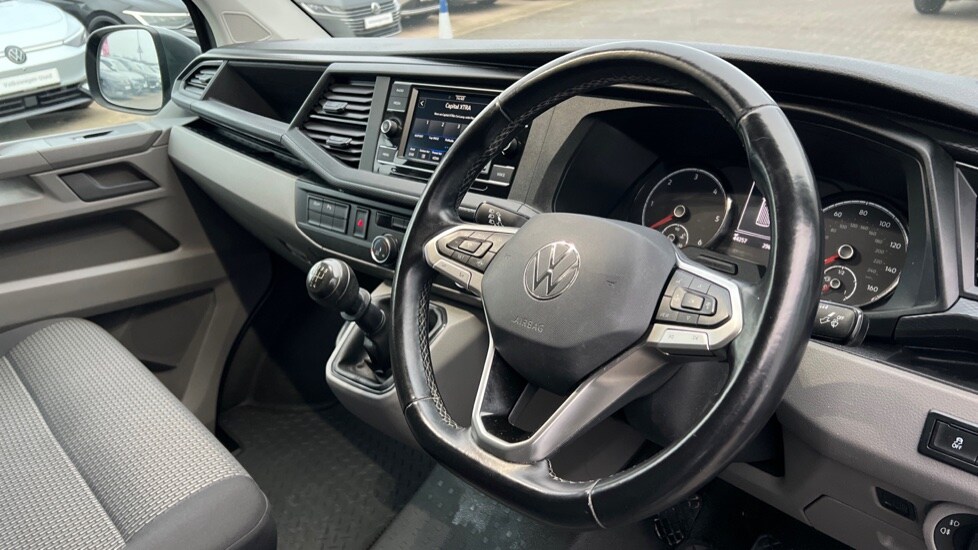 Used Volkswagen Transporter 2022 for sale - 77075752: Photo 6