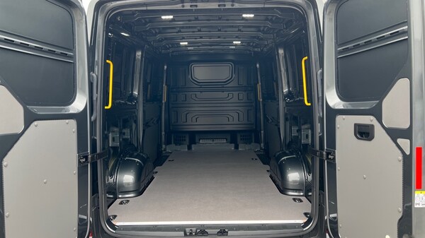 Used Volkswagen Crafter 2025 for sale - 76328337: Photo 10