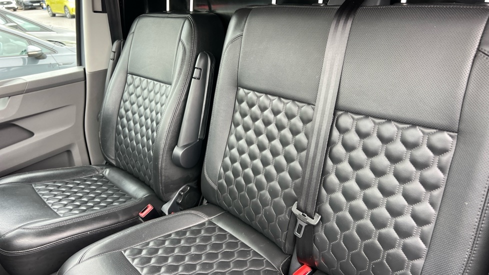 Used Volkswagen Transporter 2022 for sale - 76826582: Photo 17