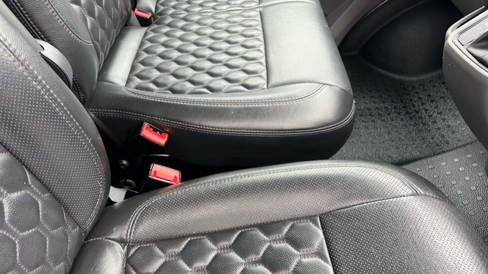 Used Volkswagen Transporter 2022 for sale - 76826582: Photo 38