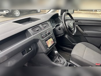 Used Volkswagen Caddy 2019 for sale - 76276797: Photo 2