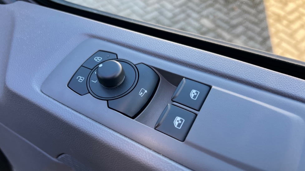 Used Volkswagen Transporter 2025 for sale - 75479783: Photo 23