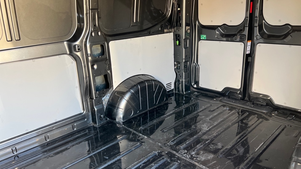 Used Volkswagen Transporter 2025 for sale - 75479783: Photo 9