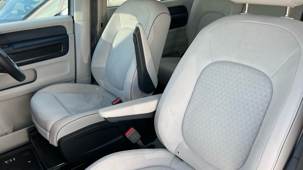 Used Volkswagen ID.Buzz 2024 for sale - 75910608: Photo 17