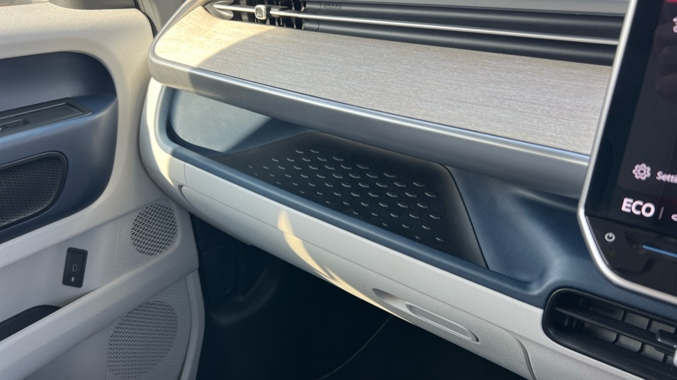 Used Volkswagen ID.Buzz 2024 for sale - 75910608: Photo 37