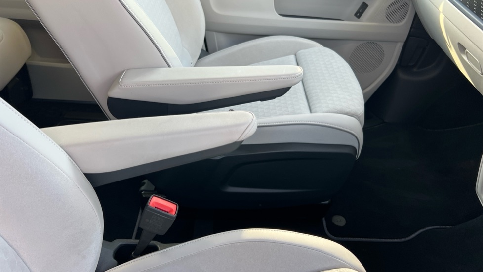 Used Volkswagen ID.Buzz 2024 for sale - 75910608: Photo 40