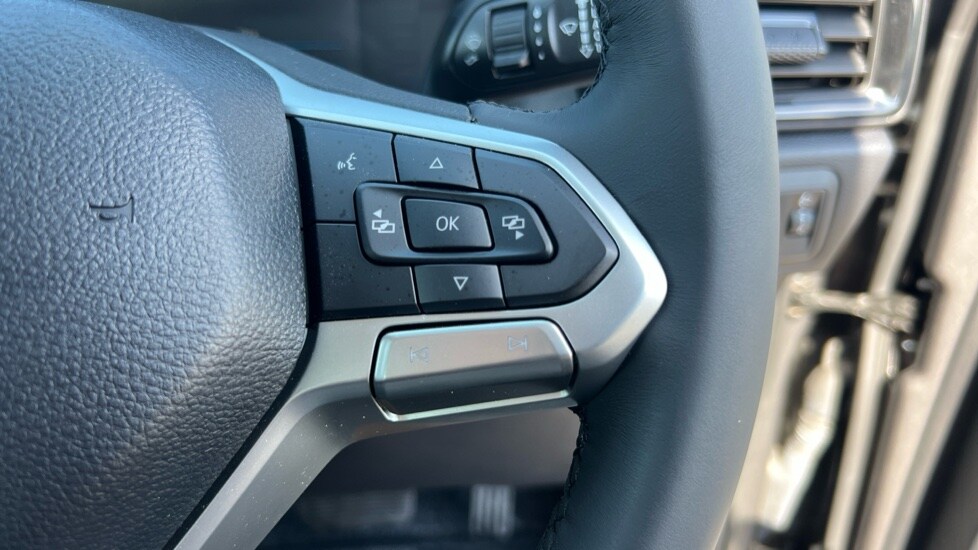 Used Volkswagen Amarok 2024 for sale - 76731455: Photo 25